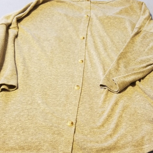 👩 womans blouse - Picture 3 of 3